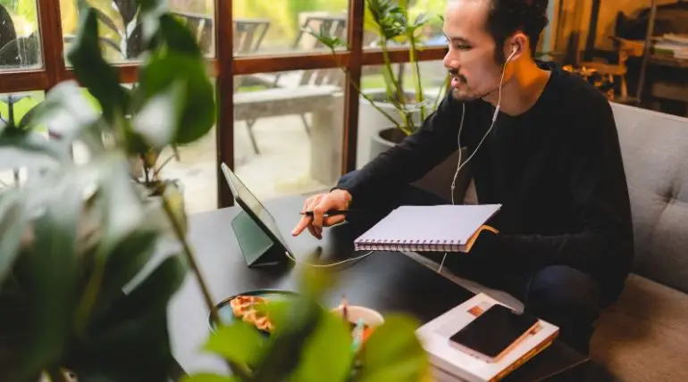 How to Focus on What Matters in Your Business Without Burning Out